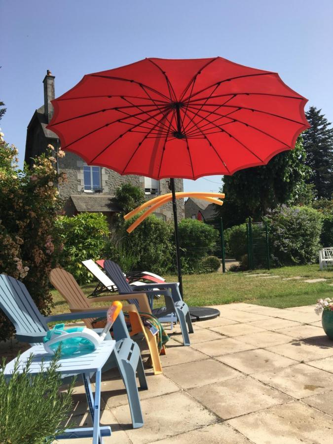 Les Portes du Coglais Le Clos Saint-Brice מראה חיצוני תמונה